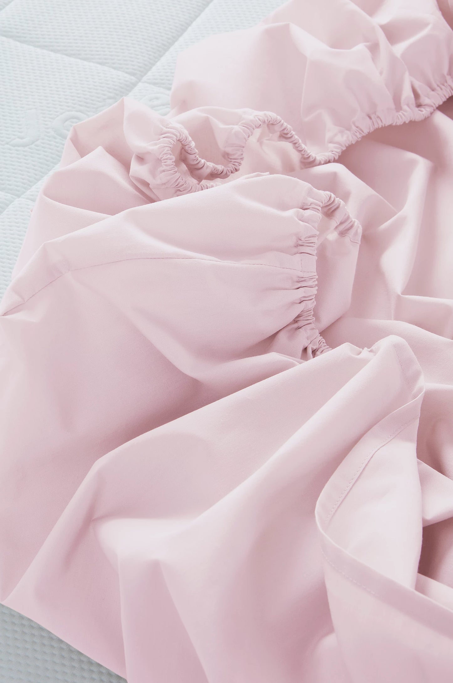 Fitted Bedsheet Pink