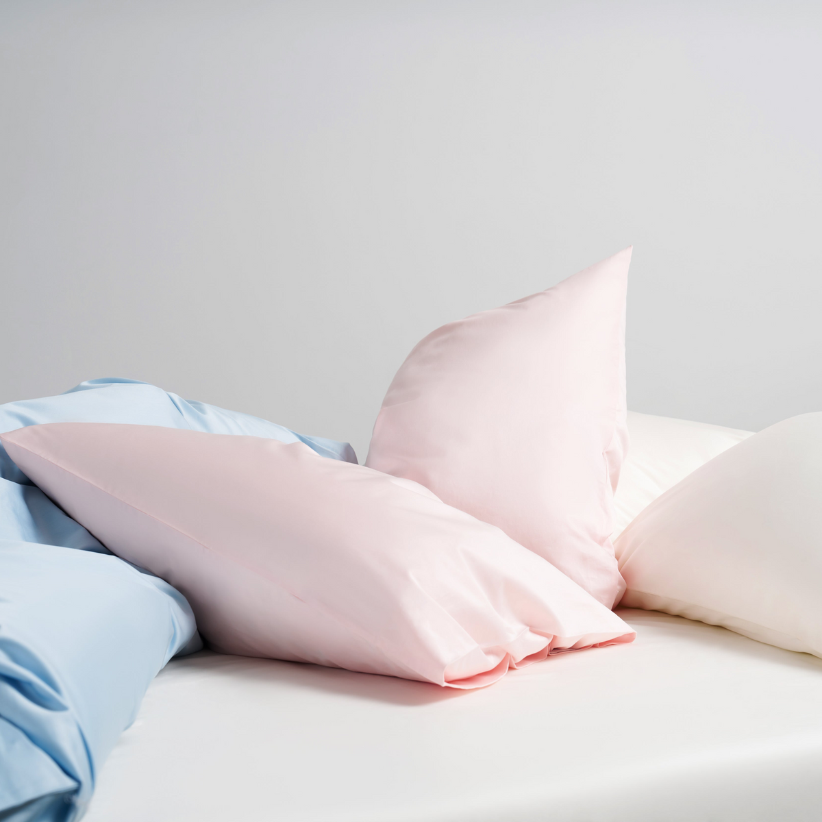 Percale vs. Sateen: Understanding the Difference